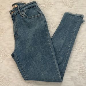 Levi’s 721 High Rise Skinny Jeans Size 29